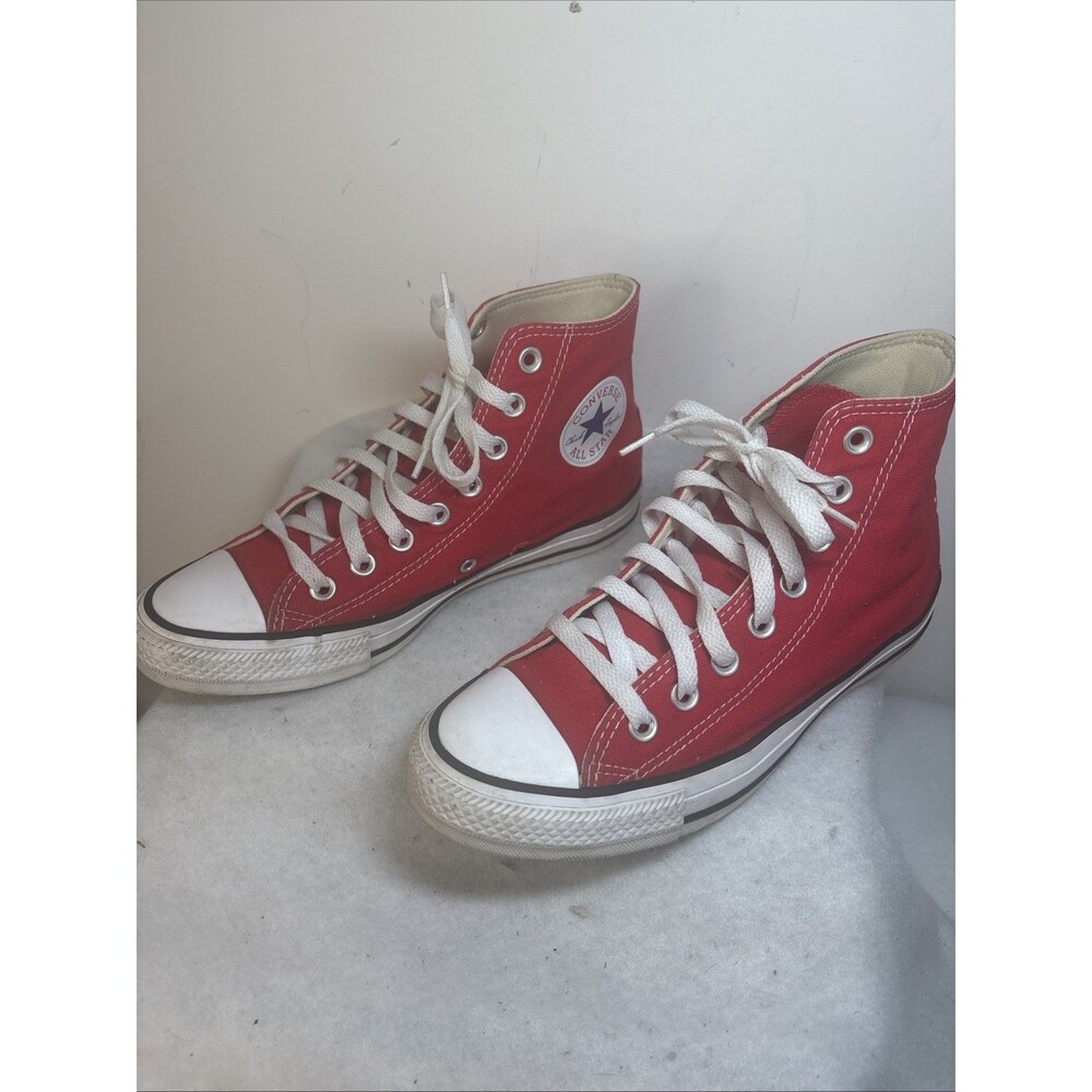 Converse Chuck Taylor AllStar High Top Red Canvas Sneaker Men 6.5 Women 8.5 FLAW